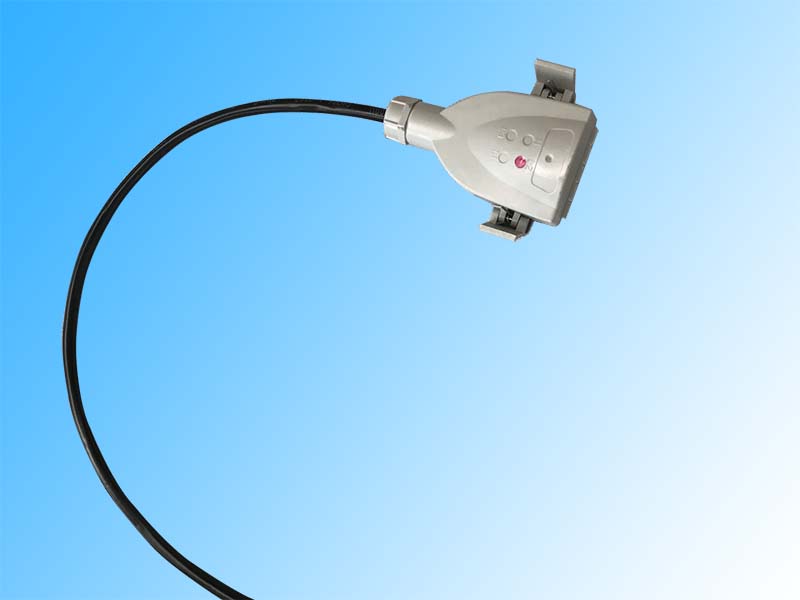 支路连接插头加工